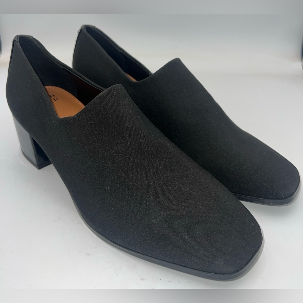 Donald J. Pliner Black Slip-On Square-Toe Block Heel Pumps